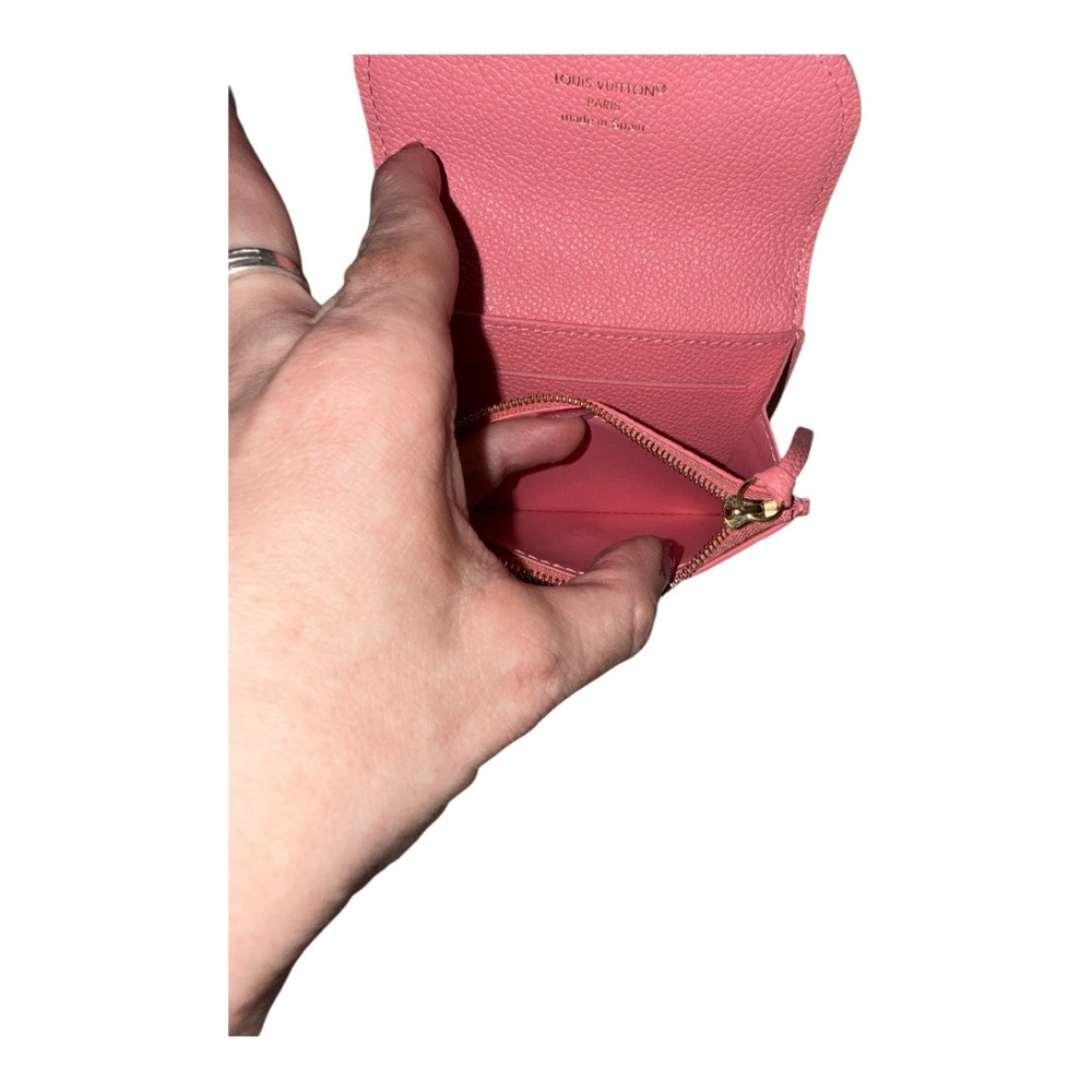 Louis Vuitton Rosalie Wallet Empreinte Pink LIMITED - Picture 5 of 8